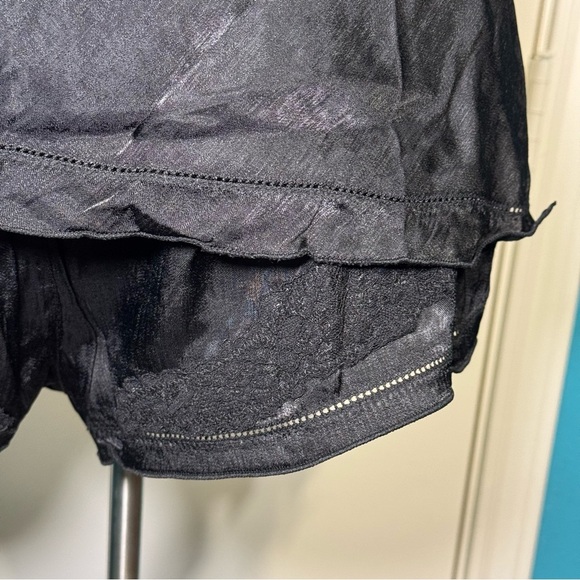 FREE PEOPLE Intimately “Told You So Set”Elegant Black Lace Trim Sleepwear XS Nwt - Picture 4 of 14